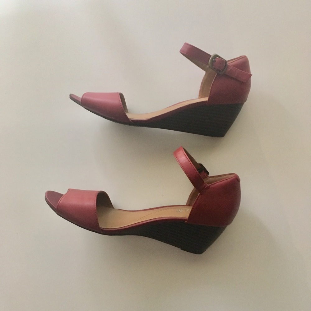 Clark’s Brielle Drive Dress Sandal